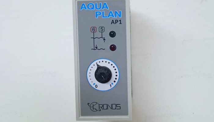 Phase and Voltage Sensor 1