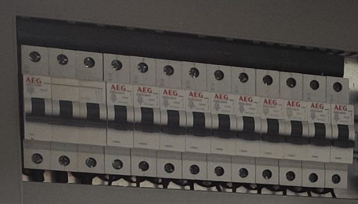 aeg σε σειρά